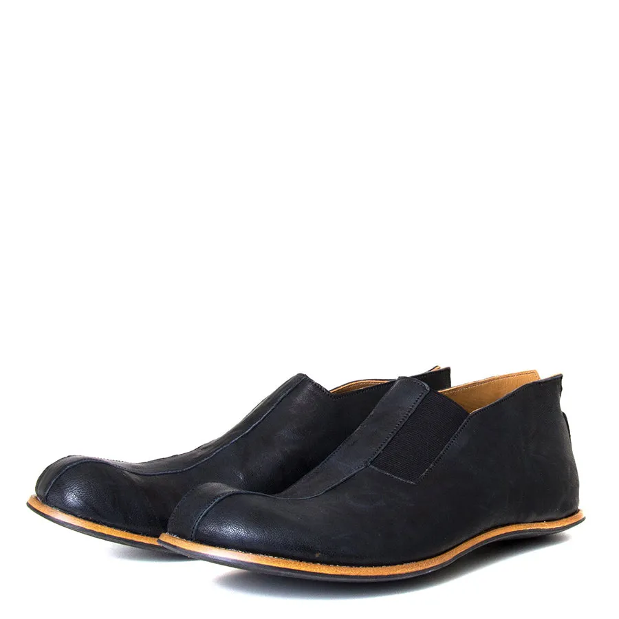 Strong Men's Leather Slip-On Shoe